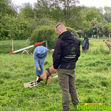 Charger l'image dans la galerie, Stage canin île-de-france Educhien formation Educhien78 formation canine recherche produits Alexis bonnarang éducation canine chien de police